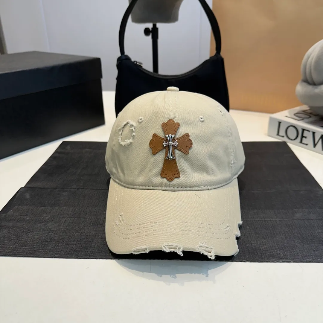 P60 Chrome Hearts 💓Early spring Korean style fashion retro distressed hole hat worn design versatile baseball cap peaked cap